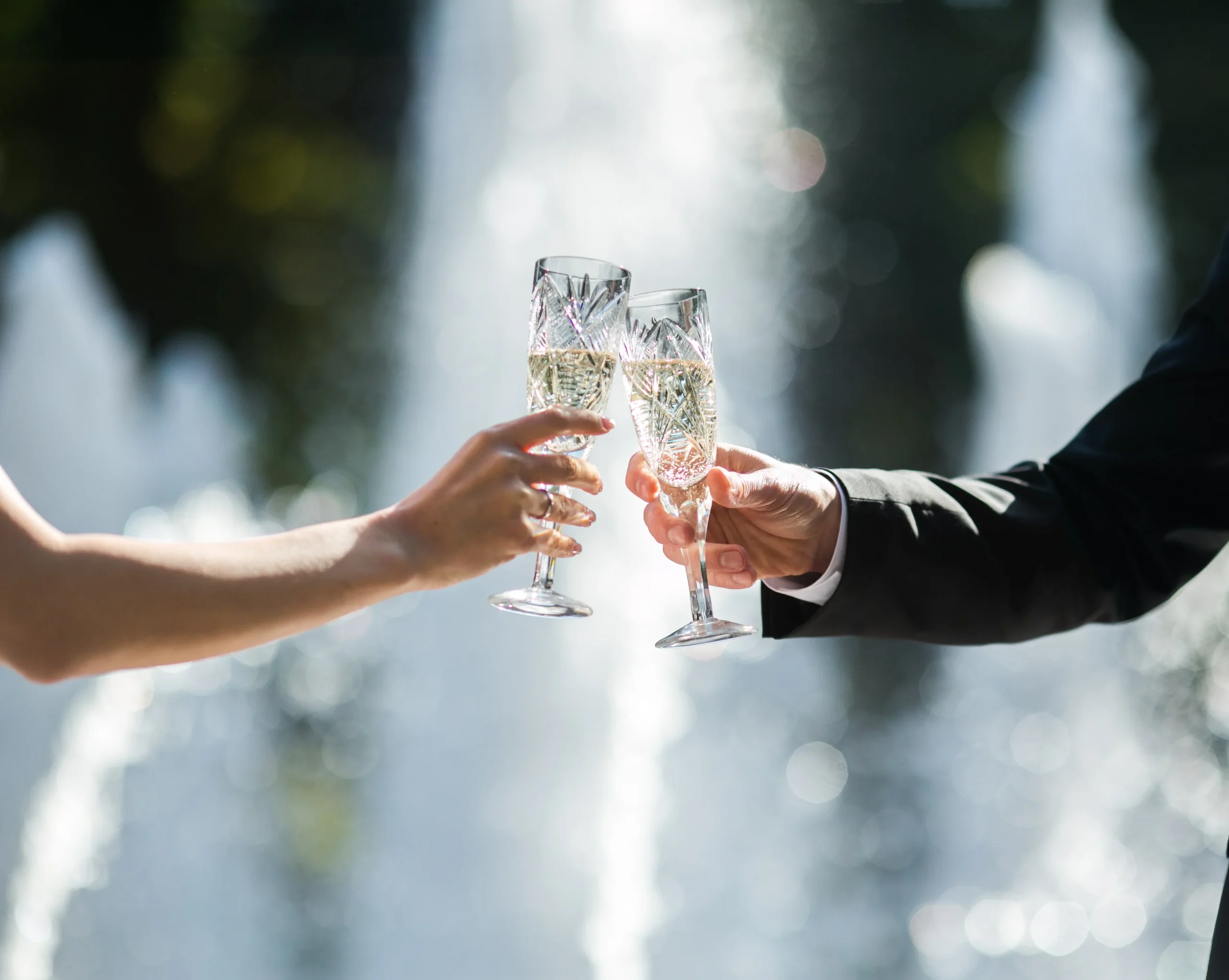 Boda elegante con dirección creativa - Pre Save the Date